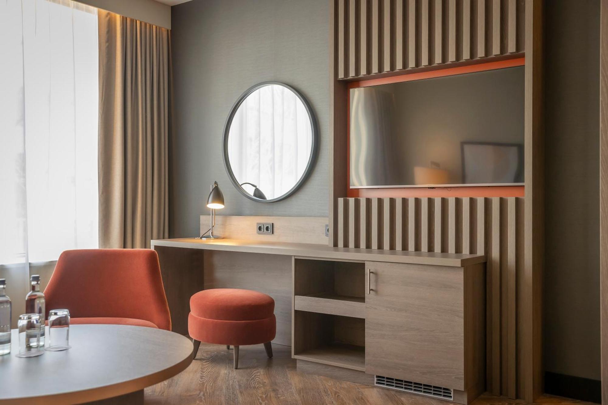 Clayton Hotel Dusseldorf City Centre Ngoại thất bức ảnh