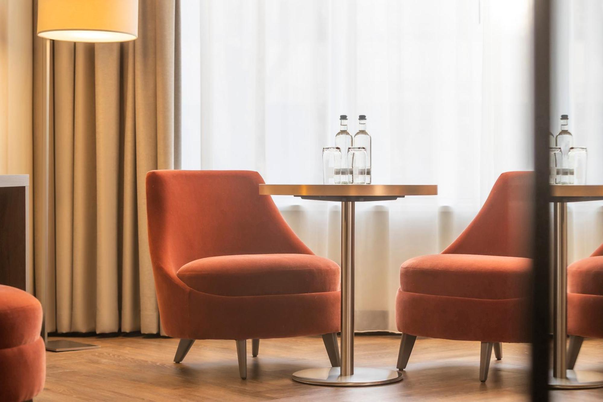 Clayton Hotel Dusseldorf City Centre Ngoại thất bức ảnh